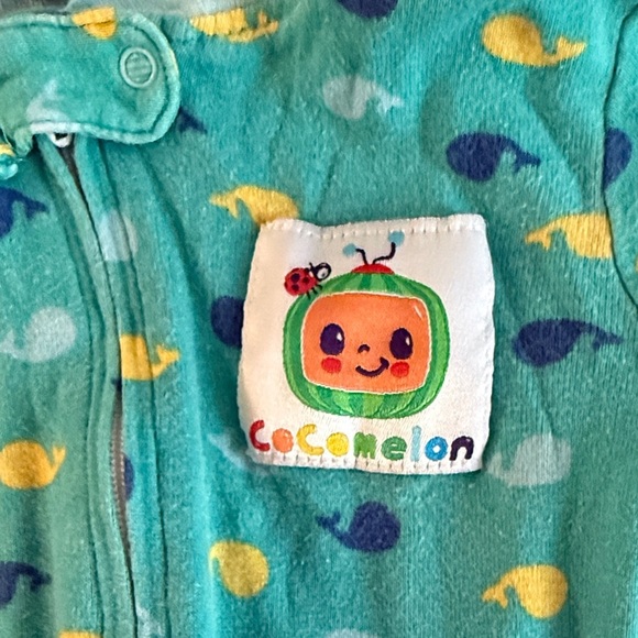 5T Cocomelon Unisex Footless Snuggie Pajamas - Picture 4 of 6